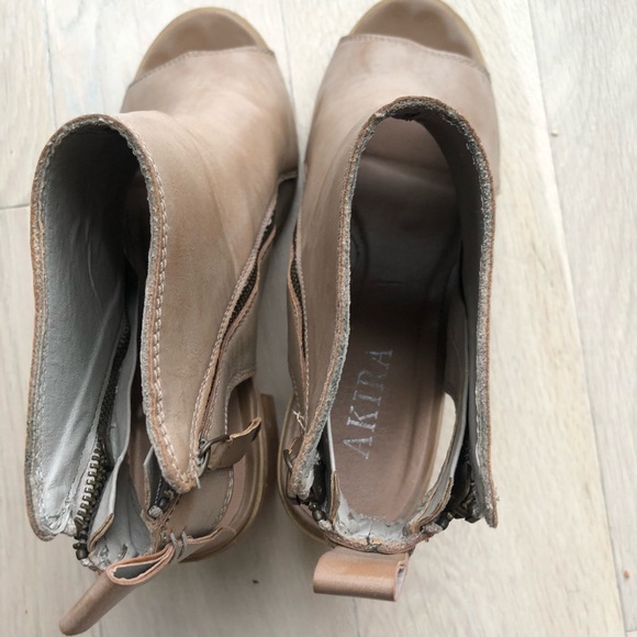 Akira Nude Open Toe Booties with Zippers - Picture 6 of 10